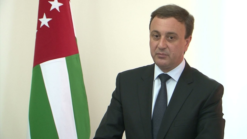 Премьер-министр Владимир Делба поздравил коллектив редакции газеты «Республика Абхазия».